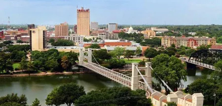 Dallas to Waco black car service route with airport transfer and professional chauffeur